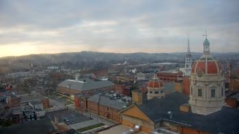 Weather camera view of The Yorktowne Hotel.