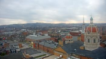 Weather camera view of The Yorktowne Hotel.