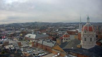 Weather camera view of The Yorktowne Hotel.