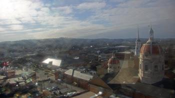Weather camera view of The Yorktowne Hotel.