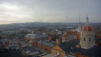 Weather camera view of The Yorktowne Hotel.