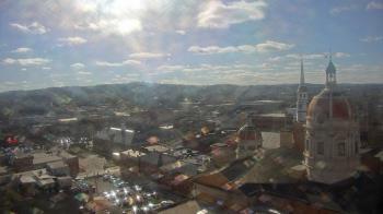 Weather camera view of The Yorktowne Hotel.