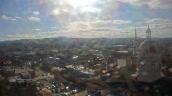 Weather camera view of The Yorktowne Hotel.