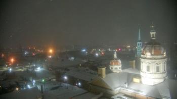Weather camera view of The Yorktowne Hotel.
