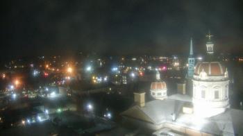 Weather camera view of The Yorktowne Hotel.