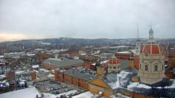 Weather camera view of The Yorktowne Hotel.