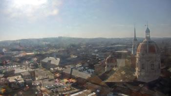 Weather camera view of The Yorktowne Hotel.