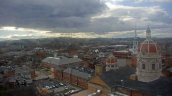 Weather camera view of The Yorktowne Hotel.