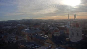 Weather camera view of The Yorktowne Hotel.