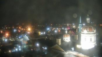 Weather camera view of The Yorktowne Hotel.