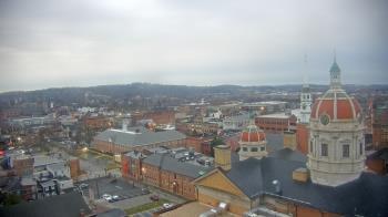 Weather camera view of The Yorktowne Hotel.