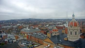 Weather camera view of The Yorktowne Hotel.