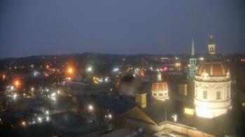 Weather camera view of The Yorktowne Hotel.