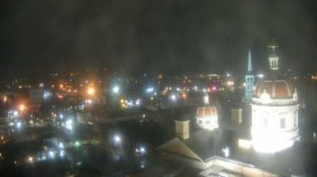 Weather camera view of The Yorktowne Hotel.