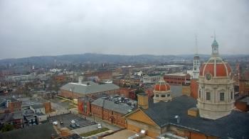 Weather camera view of The Yorktowne Hotel.