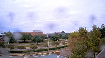 Weather camera view of Chalmette HS.