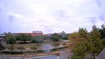 Weather camera view of Chalmette HS.