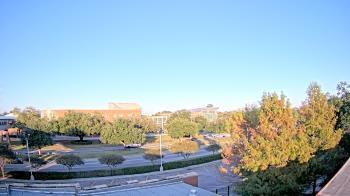Weather camera view of Chalmette HS.