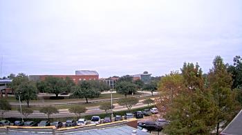 Weather camera view of Chalmette HS.