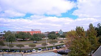 Weather camera view of Chalmette HS.