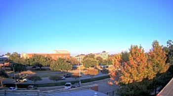Weather camera view of Chalmette HS.
