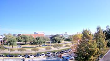Weather camera view of Chalmette HS.
