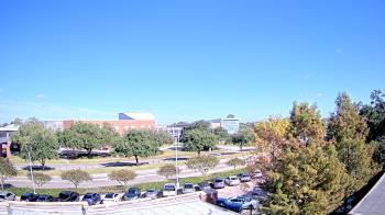 Weather camera view of Chalmette HS.