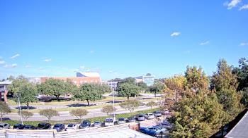 Weather camera view of Chalmette HS.