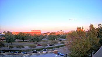 Weather camera view of Chalmette HS.