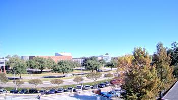 Weather camera view of Chalmette HS.