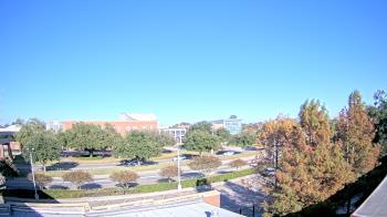 Weather camera view of Chalmette HS.