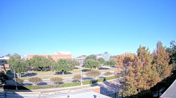 Weather camera view of Chalmette HS.