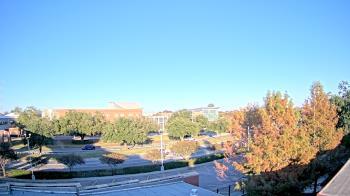 Weather camera view of Chalmette HS.