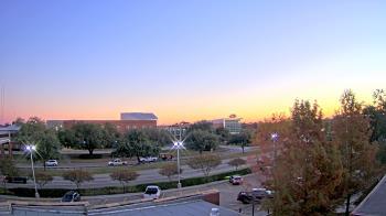 Weather camera view of Chalmette HS.