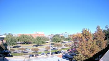 Weather camera view of Chalmette HS.