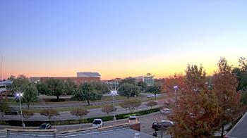 Weather camera view of Chalmette HS.