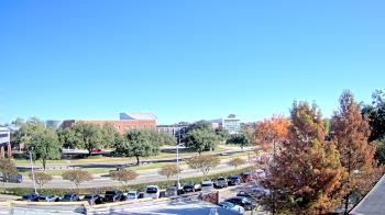 Weather camera view of Chalmette HS.