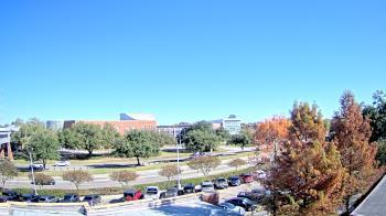 Weather camera view of Chalmette HS.