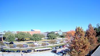 Weather camera view of Chalmette HS.