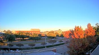 Weather camera view of Chalmette HS.