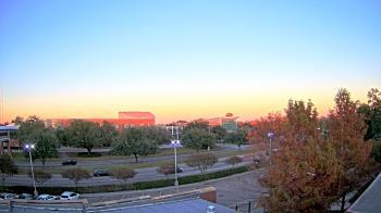 Weather camera view of Chalmette HS.