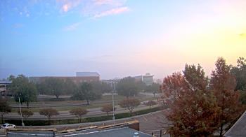 Weather camera view of Chalmette HS.