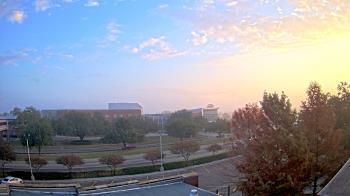 Weather camera view of Chalmette HS.