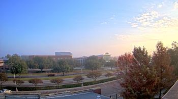Weather camera view of Chalmette HS.