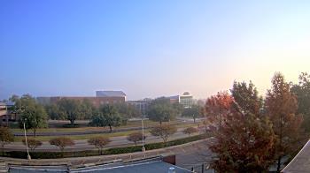Weather camera view of Chalmette HS.