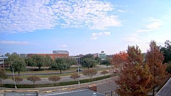 Weather camera view of Chalmette HS.
