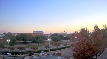 Weather camera view of Chalmette HS.