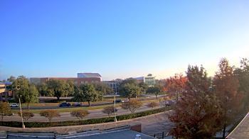 Weather camera view of Chalmette HS.