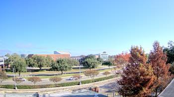 Weather camera view of Chalmette HS.