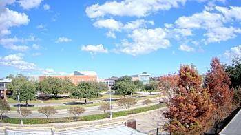 Weather camera view of Chalmette HS.